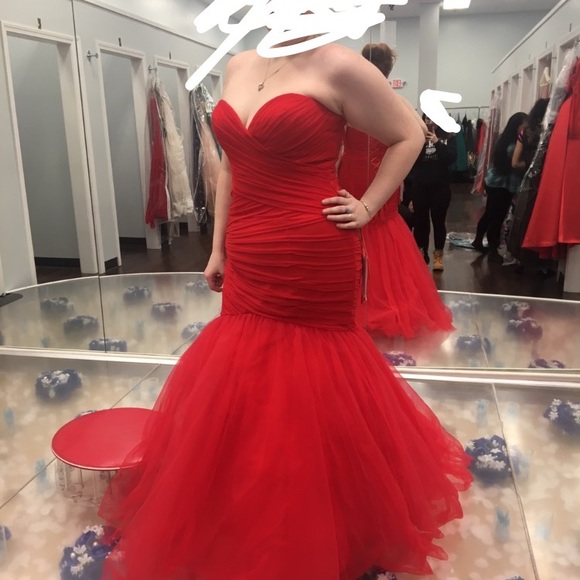 Scarlet Prom Dress - Picture 2 of 3